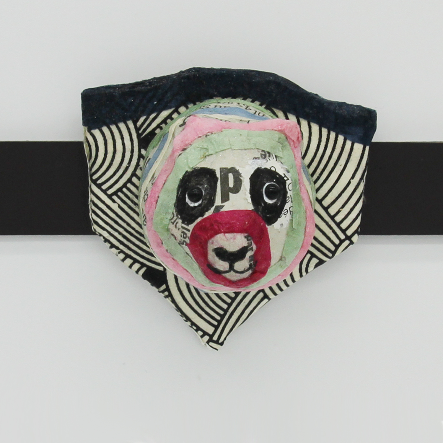 Création de magnet tête de panda en papier mâché