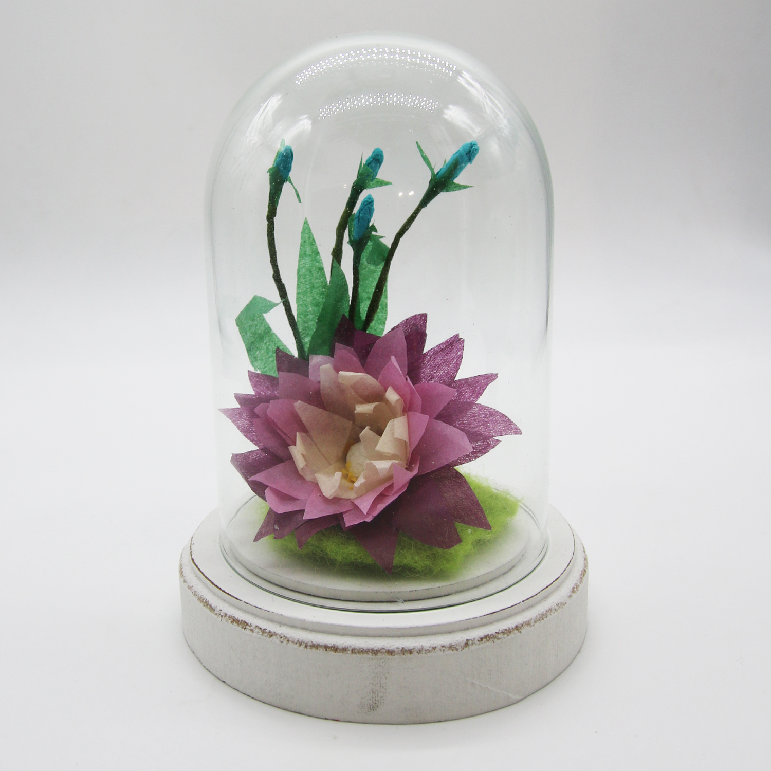 Cloche de fleur de nénuphar violet en papier de soie